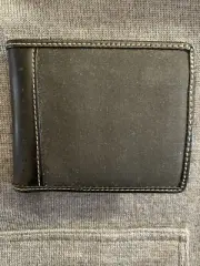 Perry Ellis Passcase Billfold Wallet Style 867315 NWT