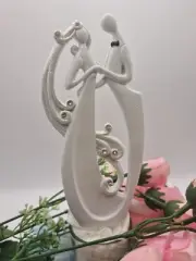 Bride and Groom Abstract Figurine White Wedding Cake Topper Resin Diamante A
