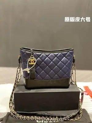 【日本二手】頭層流浪包 要說最最最紅的包包，一定就是來自Chanel的Gabrielle手袋啦香奈兒 流浪包—它最早出新是在25022