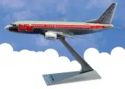 FLIGHT MINATURE (LP3848) WESTERN "BUD LITE" 737-300 1:200 SCALE MODEL W/STAND