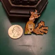 Shaggy and scooby doo scooby snacks enamel lapel hat pin