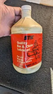 New Old Stock 1- Quart STIHL Quality Bar and Chain Lubricant