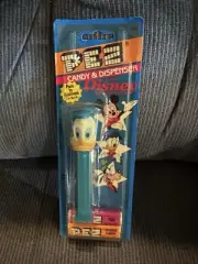 Vintage Donald Duck Candy Pez Dispenser FEET Walt Disney Productions Blue NEW