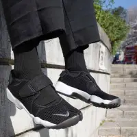 在飛比找蝦皮購物優惠-購買送NIKE襪 預購 NIKE AIR RIFT 忍者鞋 