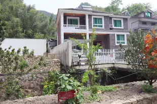 杭州竹海靜心民宿竹海避暑 适合家庭的独立小院 空气清新 简约舒适大床 免费停车 可烧烤漂流近安吉景区