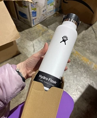 Hydro Flask 24 Oz Double Wall Vacuum Insulated Stainless Steel Leak Proof, White