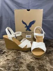 New American Eagle Outfitters White Strappy Wedge Heels Sandal Size 9