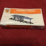 BACHMANN HO SCALE SUBURBAN STATION #2673 BRAND NEW!!