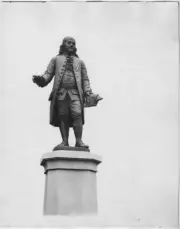 Manhattan NY statue of Benjamin Franklin on Park Row ca 1900 Old Photo
