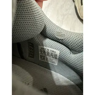yeezy 700 海鹽 adidas 愛迪達 二手 保證正品 真品 女鞋