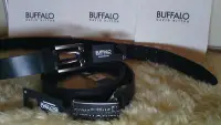 在飛比找Yahoo!奇摩拍賣優惠-Buffalo 全真牛皮皮帶 Buffalo David B