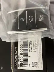 GENUINE HYUNDAI GENESIS G70 4 Buttons Smart Key 2018 2019 2020 2021