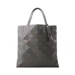 【ISSEY MIYAKE 三宅一生】BAOBAO 漾彩透光幾何方格6X6手提包(淺灰)