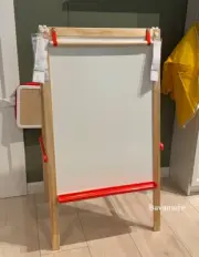 Ikea MÅLA Easel, softwood, Kids Pine wood 44×26×19" black chalkboard/whiteboard