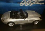 1/18 Autoart 70511 BMW Z8 Silver 007 James Bond The World Is Not Enough, New