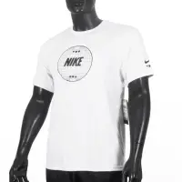 在飛比找momo購物網優惠-【NIKE 耐吉】男 短袖 上衣 防曬衣 T恤 抗UV 運動