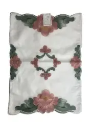 Spring Bloom Set Of 12 Fabric Placemats Pink Green Gold Floral Sewn Cutwork