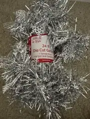 24ft Snow Die Cut Tinsel Silver / white Shiny Garland NEW Tree Deco Christmas TX