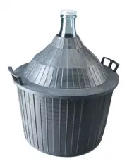 Demijohn 54L in Basket