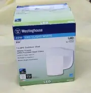 Westinghouse LED Light White Dusk To Dawn Sensor New 40W