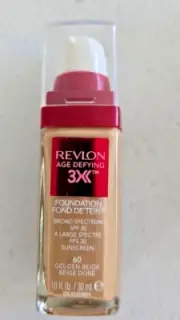 Revlon Age Defying 3X Foundation Anti-Aging & Lifting # 60 GOLDEN BEIGE