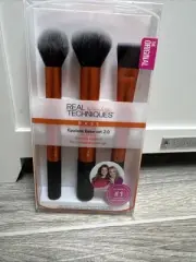 Real Techniques By Sam & Nic Flawless Base Set 2.0 Brush Set New