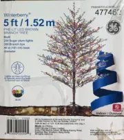 NEW - GE 5´ Ft Tall Winterberry Christmas Tree w/200 Sugar Plum Color LEDs