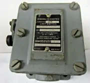 ✌ NEW GE GENERAL ELECTRIC 8230507A 600V LEVER ARM LIMIT SWITCH CR9440J5A