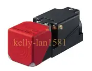 1PC New Leuze IS244PP/44-40N-TB.4 Inductance Proximity Sensor