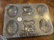 Easter Bunny & Eggs 6 cavity Cupcake/Brownie Non Stick Pans - NWT