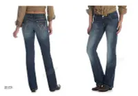 在飛比找Yahoo!奇摩拍賣優惠-3款 美國Wrangler牛仔褲 女 美尻刺繡花口袋 彈性彈