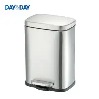 在飛比找Yahoo!奇摩拍賣優惠-I-HOME 日日 DAY&DAY 不鏽鋼緩降式垃圾桶 5L