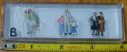 Preiser HO #10325B Pedestrians -- Shopping Promenade (Hand Painted)