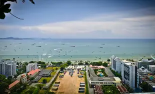 芭堤雅市中心無邊泳池公寓Pattaya Centric Swimming Pool Apartment