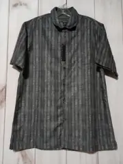 Van Heusen Shirt Men's Medium Gray Button Front Short Sleeve