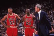 NBA Playoffs Chicago Bulls Michael Jordan Scottie Pippen and coach- Old Photo