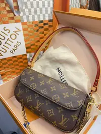 在飛比找Yahoo!奇摩拍賣優惠-LV M81911 WALLET ON CHAIN IVY 