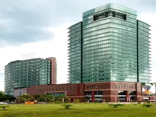 Hock Lee Hotel & Residences