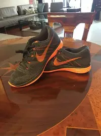 在飛比找Yahoo!奇摩拍賣優惠-NIKE FLYKNIT LUNAR 3編織帆布(灰橘)全新