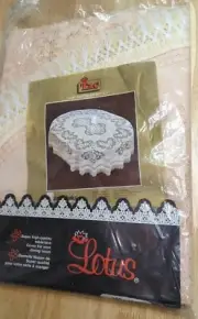 Lace Peach Floral Oval Tablecloth Turkish vintage embroidered 55" X 66" fringe