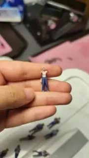 Diorama Scene Props Resin 1/64 Photographing Girl Mini Figure Painted Doll Toys