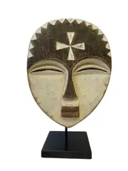 African Cargo Vuvi Mask