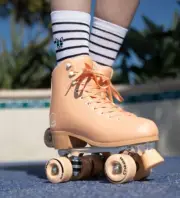 C7skates Premium Quad Roller Skates in Peachy Keen W8/M7 Brand New with Box $139