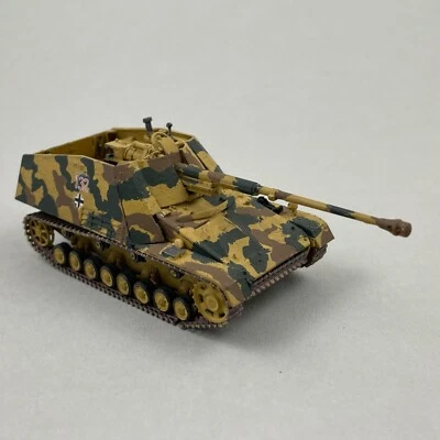 Built 1/72 Scale Tank Sd.Kfz. 164 Nashorn Dragon, World War 2 German Tank, Armor