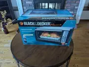 Black & Decker Digital Countertop Convection Oven: Model CT06305 - Large (New)