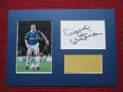 EVERTON LEGEND DAVE WATSON PERSONALLY HAND SIGNED CARD A4 MOUNTED DISPLAY - COA
