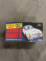 Special Agent James Bond 007 Aston Martin DB5 Corgi 04205 Die-Cast Scale NEW!