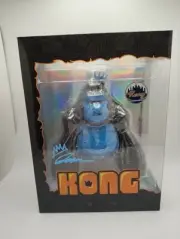 BNIB Kong with pin Metropolitan NYCC 2022 Plastic Empire 250 pcs signed