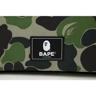 A BATHING APE® 2021 AUTUMN/WINTER COLLECTION/A BATHING APE® 2021秋冬號/「迷彩肩背包」附錄 eslite誠品