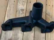 C5NE9430EDFA Manifold Ford/New Holland New Oem 2000 3000 3500 4000